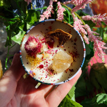 Load image into Gallery viewer, Groovy Sunshine Power Candle for Creativity & Awareness