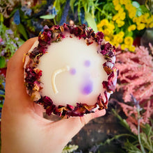 Load image into Gallery viewer, Sleep Magic Candle with Blue Calcite & Rainbow Flourite