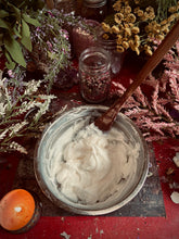 Load image into Gallery viewer, Spiced Chai &amp; White Tea Vegan Body Butter
