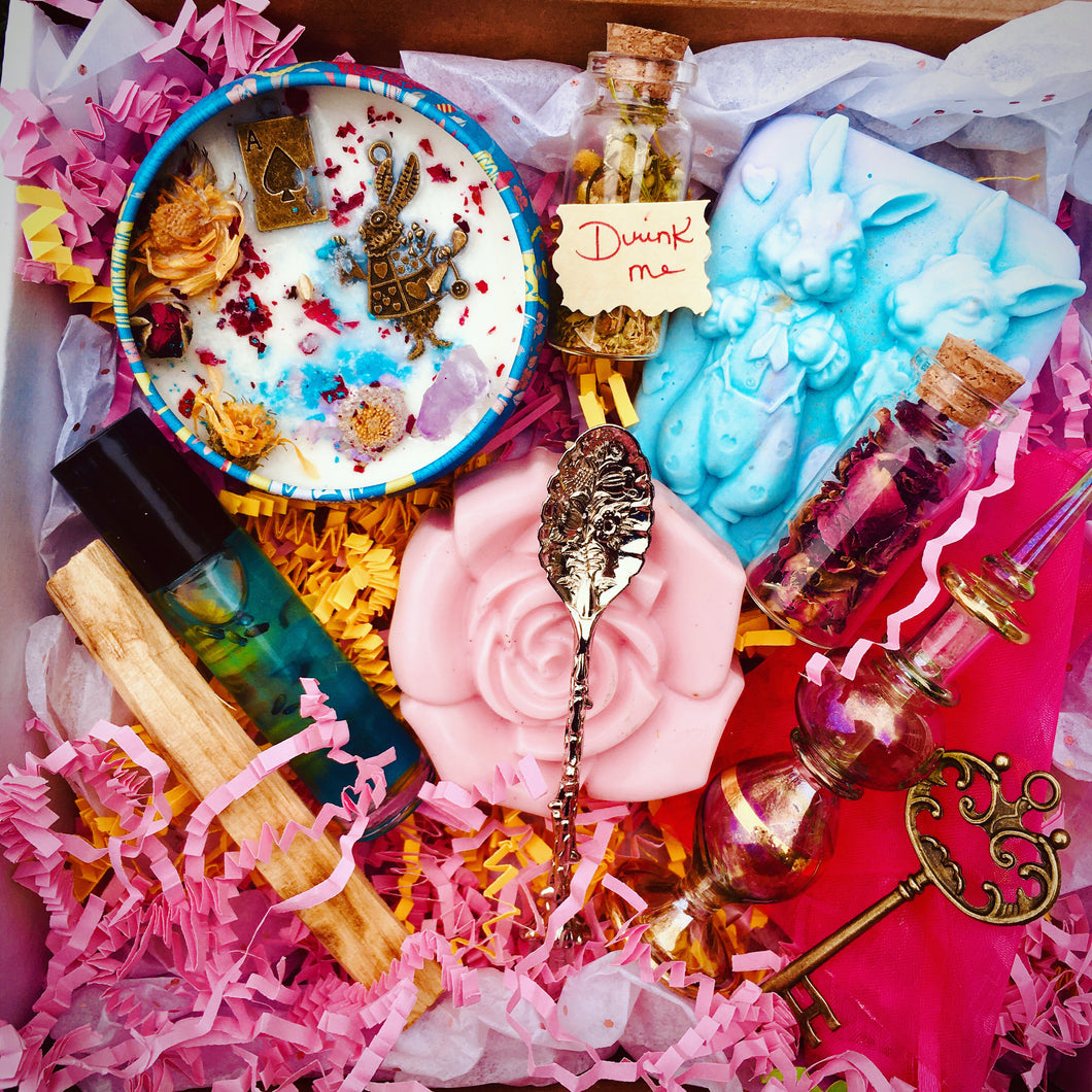Welcome to Wonderland Whimsy Witch Box version 1