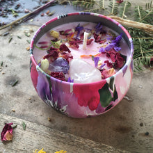 Load image into Gallery viewer, The Tale of Roses Self-Love Gift Set
