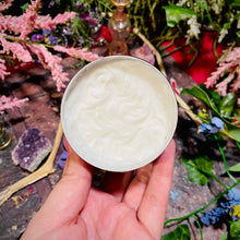 Load image into Gallery viewer, Spiced Chai &amp; White Tea Vegan Body Butter
