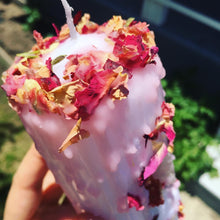 Load image into Gallery viewer, Pink Sunshine Mini Spell Candle with Rose Quartz
