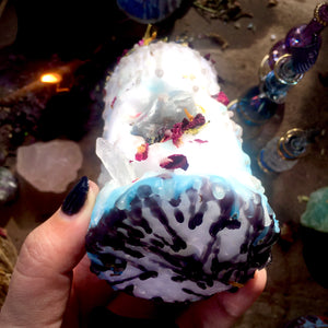 Stone of Wisdom Mini Spell Candle with Blue Calcite, Peacock Ore, & Clear Quartz